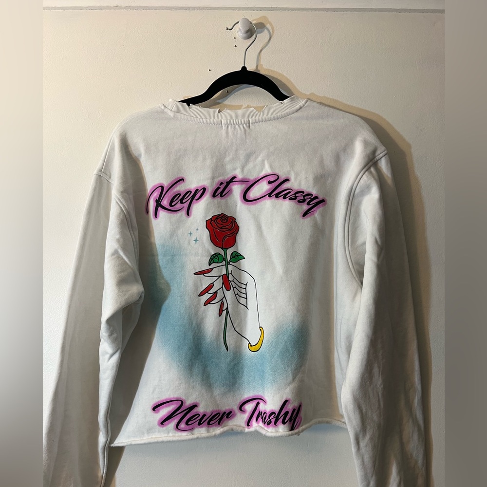 NWOT cropped distressed graphic back crew neck